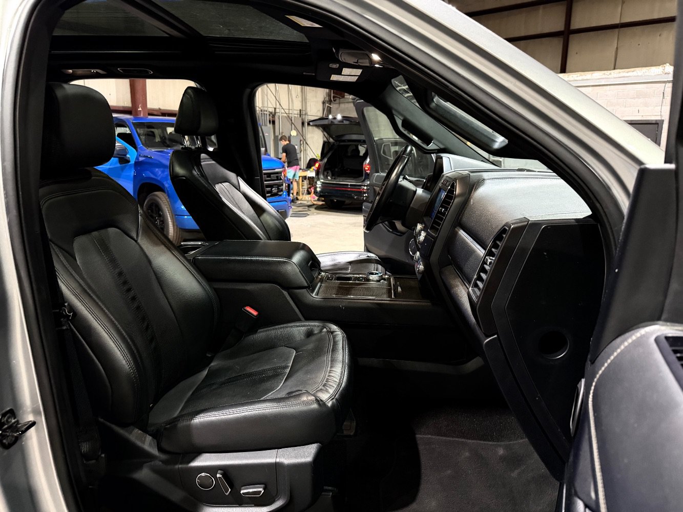 Used 2021 Ford Expedition Max Limited RWD image 26