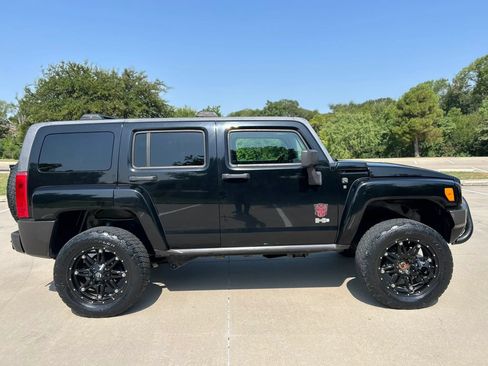Used 2009 HUMMER H3 AWD/4WD image 4