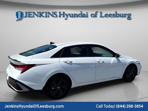New 2026 Hyundai Elantra SEL Sport Premium FWD image 6