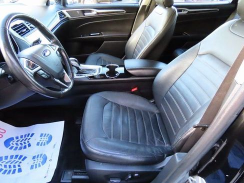 Used 2016 Ford Fusion SE w/ Equipment Group 202A image 37