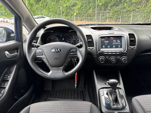 Used 2018 Kia Forte LX w/ LX Popular Package FWD image 18
