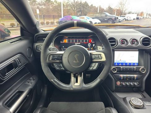 Used 2022 Ford Mustang Shelby GT500 w/ Technology Package image 59