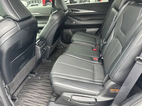 Used 2024 INFINITI QX60 Luxe w/ Vision Package FWD image 23