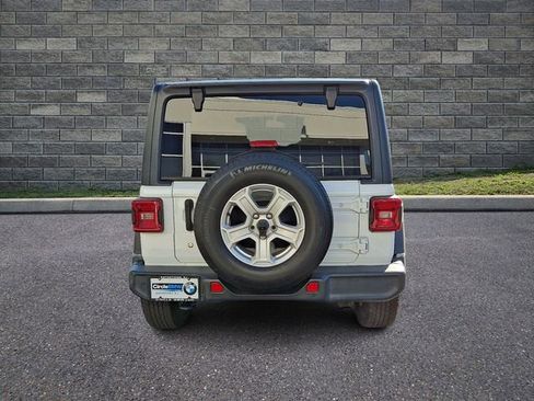 Used 2018 Jeep Wrangler Unlimited Sport S AWD/4WD image 5