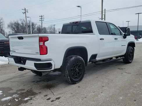 Used 2022 Chevrolet Silverado 2500 LTZ w/ LTZ Plus Package image 4
