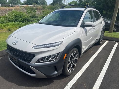 Used 2023 Hyundai Kona Limited AWD/4WD image 1