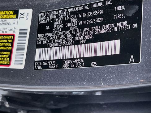 Used 2023 Toyota Highlander XSE AWD/4WD image 32