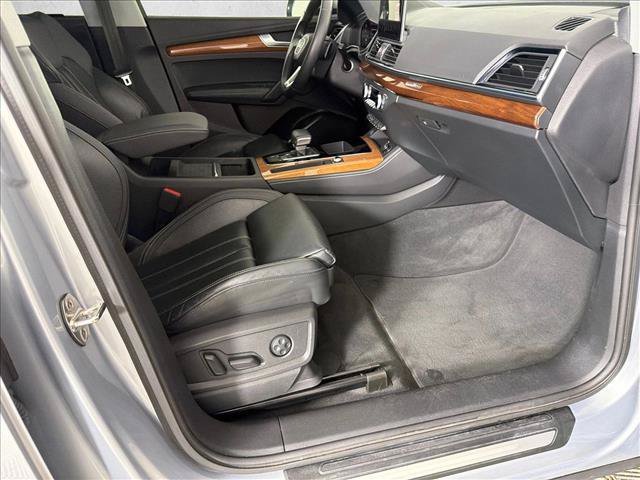Used 2021 Audi Q5 2.0T Premium Plus w/ Premium Plus Package AWD/4WD image 14
