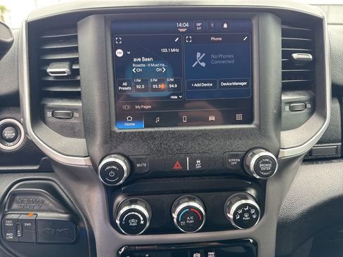 Used 2024 RAM 2500 Big Horn image 28