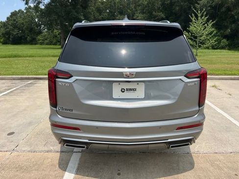 Used 2025 Cadillac XT6 Luxury FWD image 4