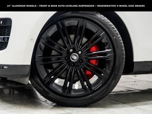 Used 2023 Land Rover Range Rover Sport SE image 3