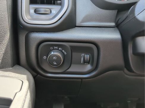 New 2026 RAM 3500 Tradesman w/ Chrome Appearance Group image 13