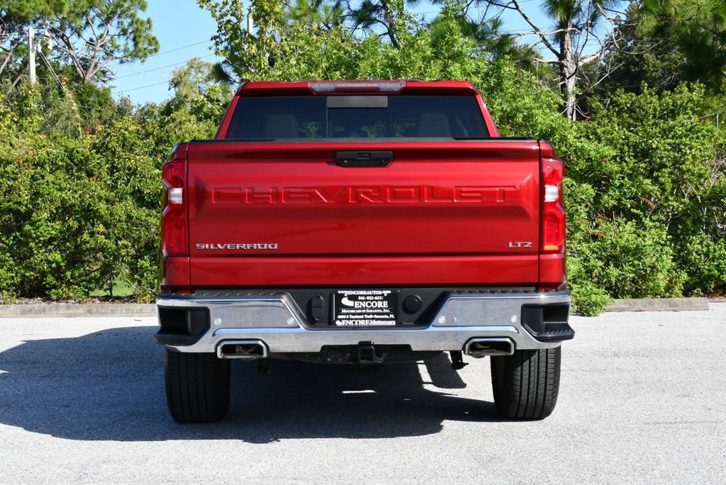 Used 2019 Chevrolet Silverado 1500 LTZ w/ LTZ Premium Package AWD/4WD image 5