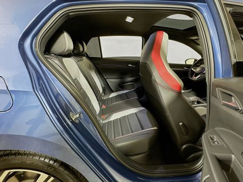 Used 2025 Volkswagen GTI SE FWD image 27