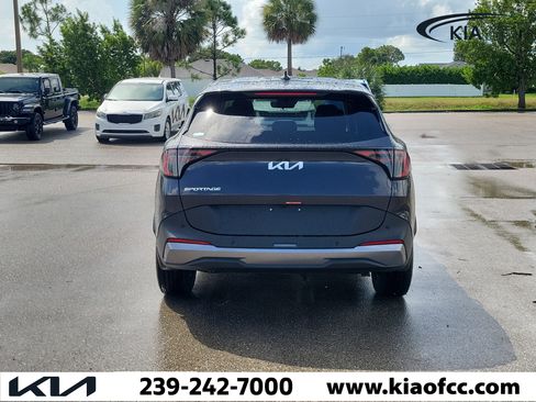 New 2026 Kia Sportage LX FWD image 5