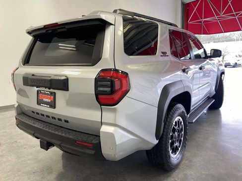 Used 2025 Toyota 4Runner TRD Off-Road Premium w/ Tow Technology Package AWD/4WD image 3