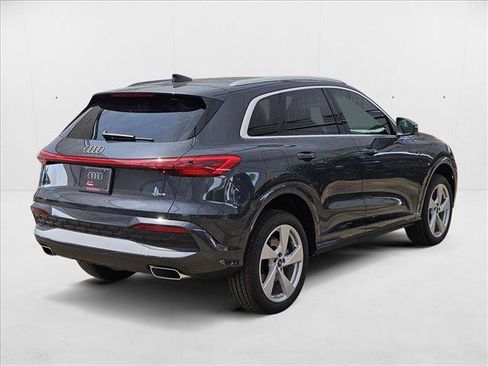 New 2025 Audi Q5 Premium Plus w/ Premium Plus image 2
