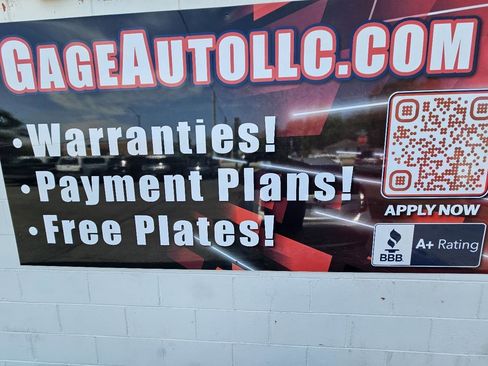 Used 2012 Toyota Prius Two w/ Preferred Accessory Pkg FWD image 17
