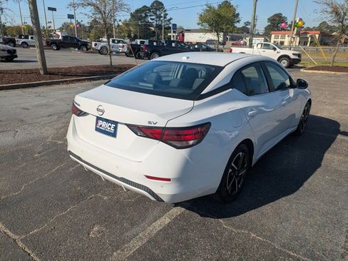 Used 2024 Nissan Sentra SV image 5