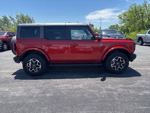 Used 2024 Ford Bronco Outer Banks AWD/4WD image 7