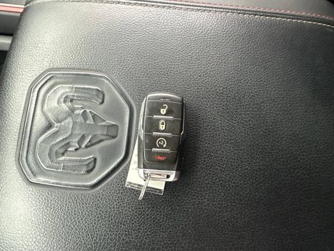 Used 2019 RAM 1500 Rebel AWD/4WD image 20