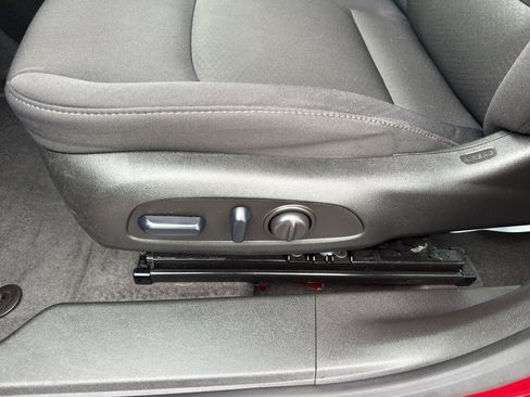 Used 2024 Chevrolet Malibu LT FWD image 15