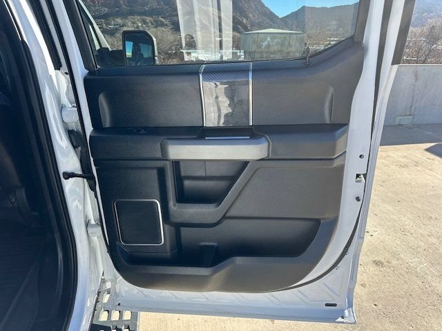 Used 2019 Ford F150 Raptor w/ Equipment Group 802A Luxury AWD/4WD image 19