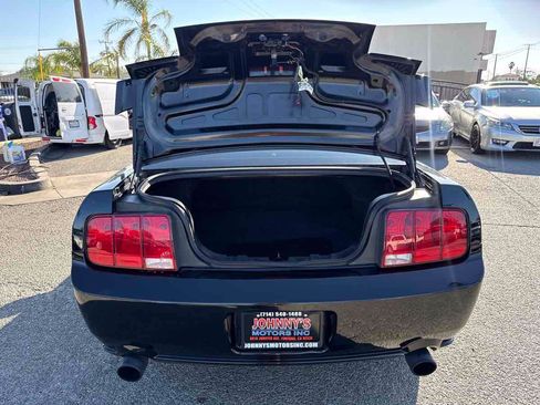 Used 2008 Ford Mustang GT RWD image 11