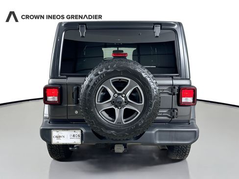 Used 2019 Jeep Wrangler Unlimited Sport S AWD/4WD image 6