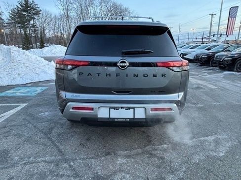 Used 2023 Nissan Pathfinder SL w/ Lighting Package (N92) image 4