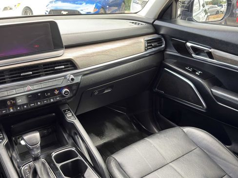 Used 2022 Kia Telluride SX FWD image 25