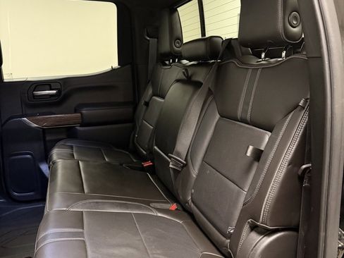 Certified 2019 Chevrolet Silverado 1500 High Country w/ Technology Package image 24