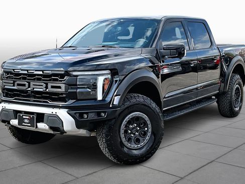 Used 2025 Ford F150 Raptor image 35