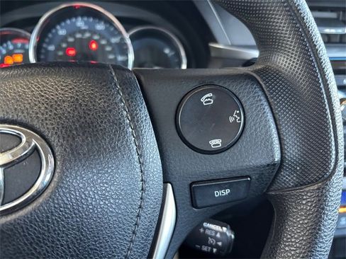 Used 2014 Toyota Corolla LE Premium image 19