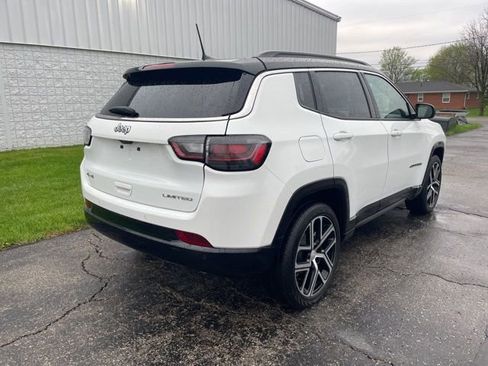 Used 2024 Jeep Compass Limited w/ Elite Group image 9