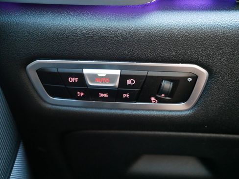 Used 2023 BMW X6 xDrive40i w/ M Sport Package image 26