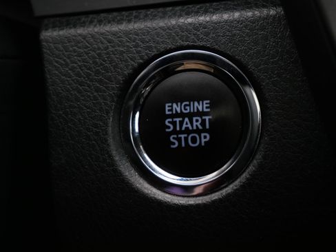 Used 2023 Toyota Camry SE w/ Audio Upgrade Package FWD image 28