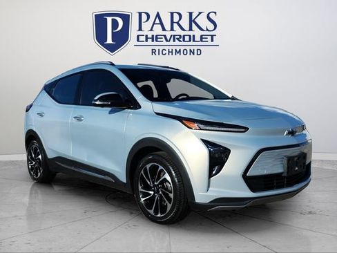 Used 2023 Chevrolet Bolt EUV Premier image 1