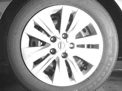 Used 2025 Nissan Sentra S FWD image 14