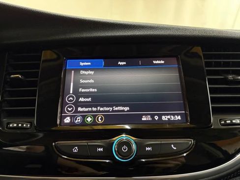 Used 2022 Buick Encore Preferred w/ Safety Package AWD/4WD image 43