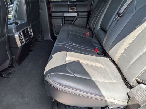 Used 2019 Ford F250 Platinum w/ Platinum Ultimate Package image 17