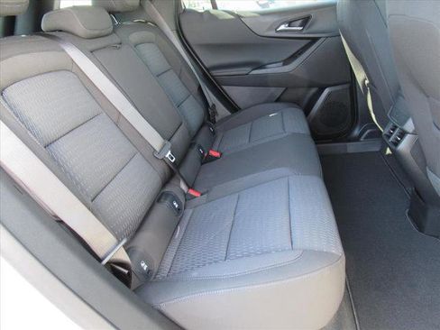 New 2026 Chevrolet Equinox LT image 31