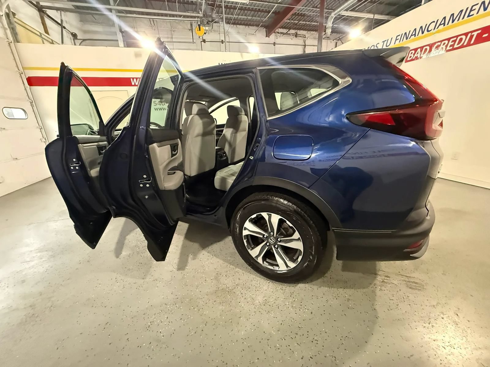 Used 2020 Honda CR-V LX image 11