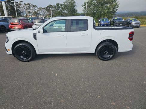 New 2025 Ford Maverick Lobo image 11