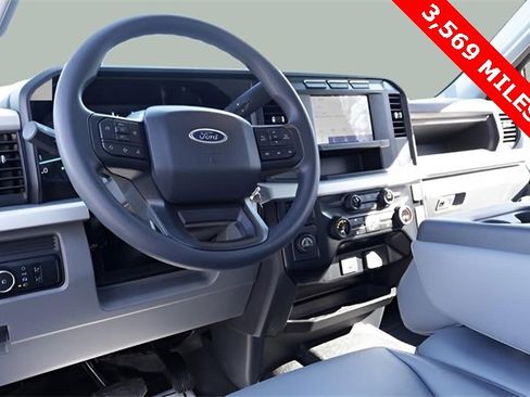 Used 2023 Ford F250 XL w/ XL Chrome Package image 45