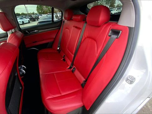 Used 2021 Alfa Romeo Stelvio Ti w/ Nero Edizione image 20