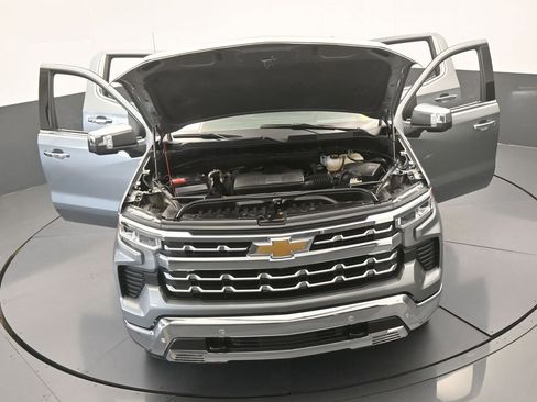 Used 2024 Chevrolet Silverado 1500 LTZ RWD image 76