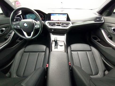 Used 2021 BMW 330i Sedan w/ Driving Assistance Package image 41