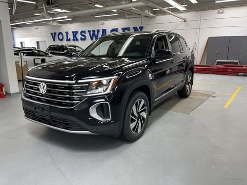 New 2026 Volkswagen Atlas SEL image 1