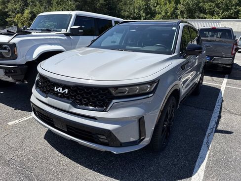 Used 2023 Kia Sorento SX AWD/4WD image 5